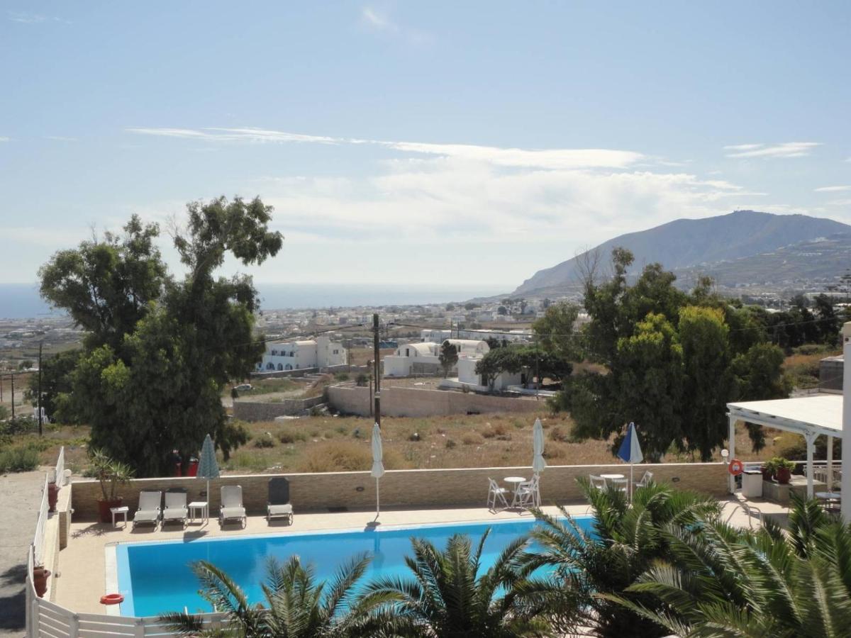 Triena Apartments Fira  Zewnętrze zdjęcie