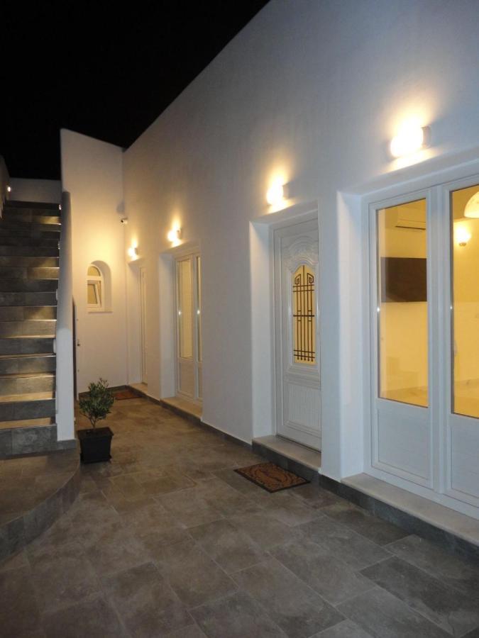 Triena Apartments Fira  Zewnętrze zdjęcie