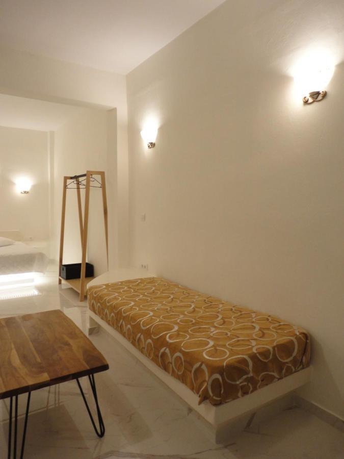 Triena Apartments Fira  Zewnętrze zdjęcie