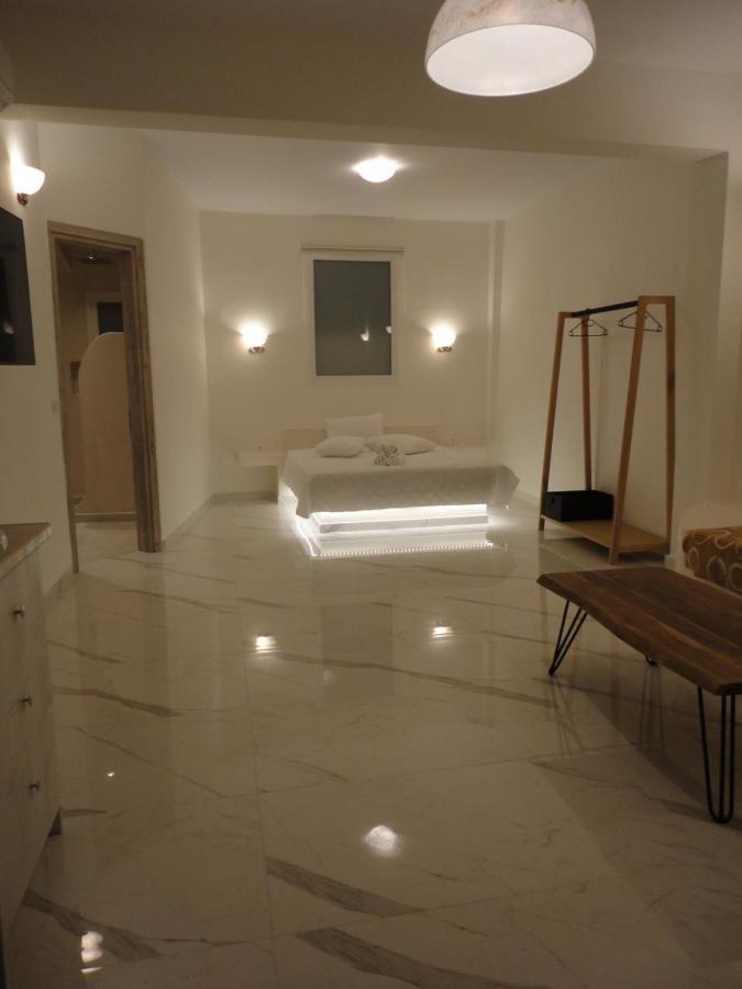 Triena Apartments Fira  Zewnętrze zdjęcie
