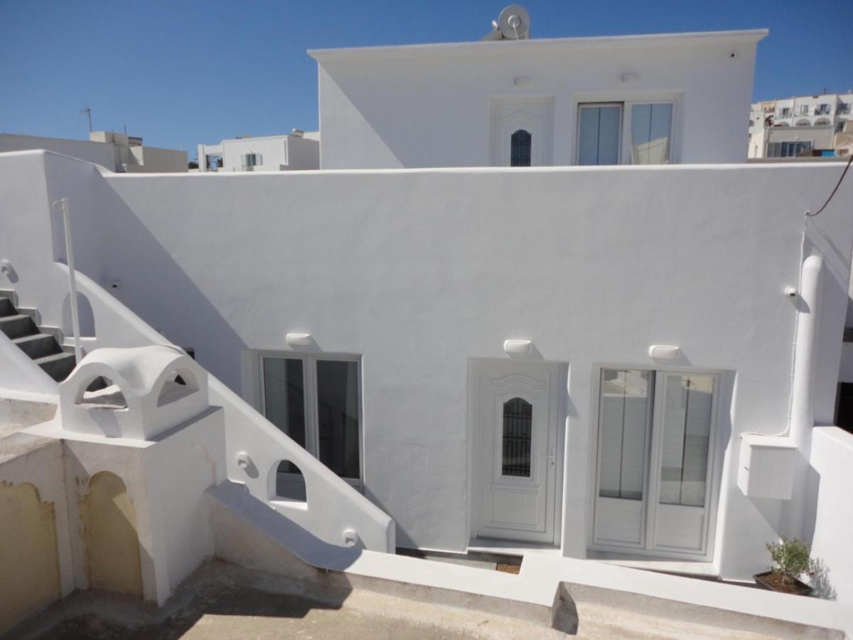 Triena Apartments Fira  Zewnętrze zdjęcie