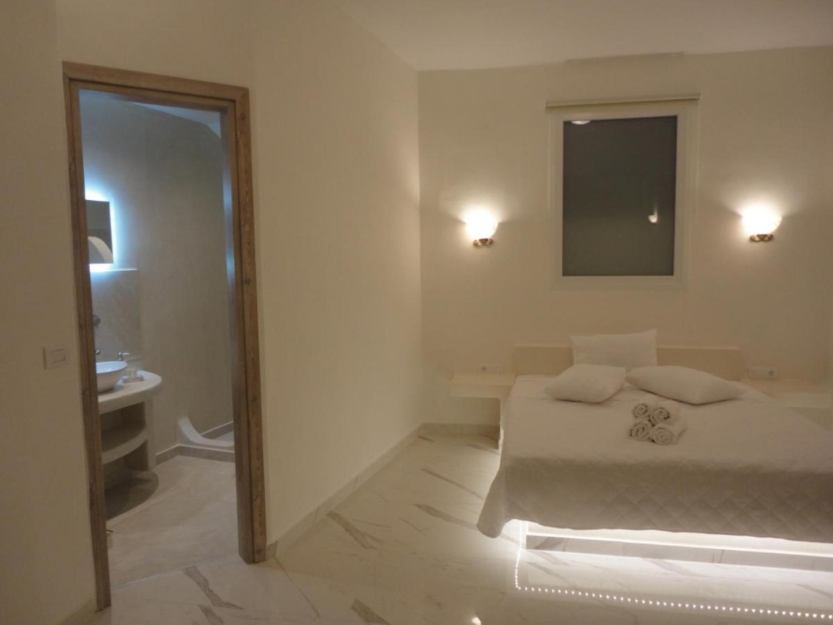 Triena Apartments Fira  Zewnętrze zdjęcie