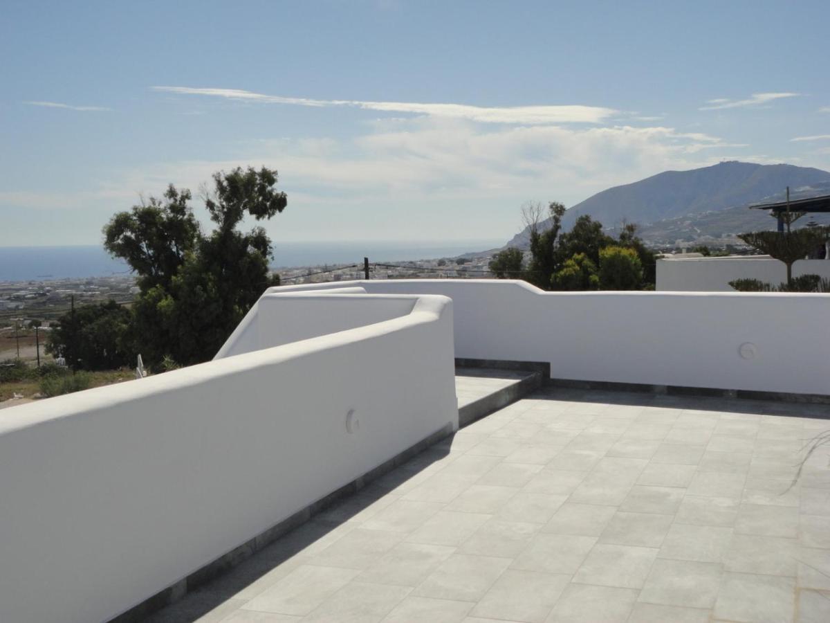 Triena Apartments Fira  Zewnętrze zdjęcie